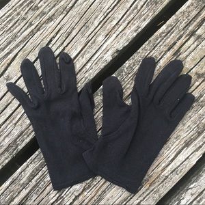 Child’s Costume Gloves